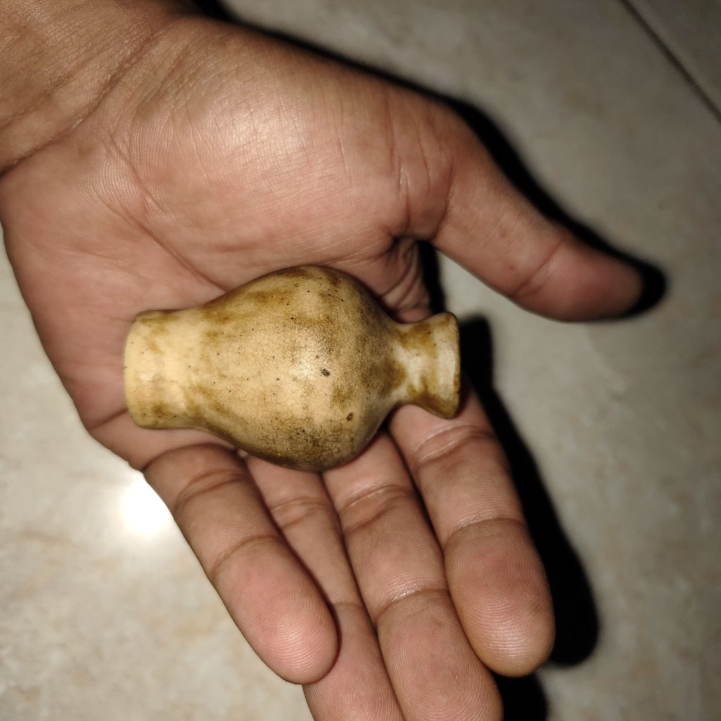 guci vas kecil kuno unikk langka antik