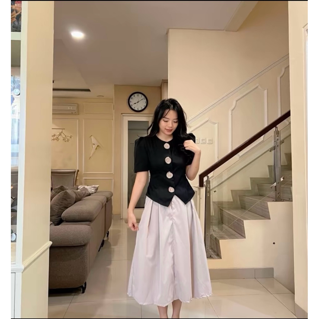 HERFIT Leonora one set rok + atasan wanita(set pendek)