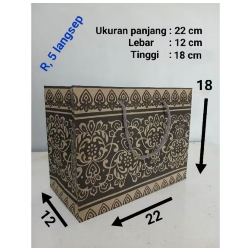 

Paperbag murah/Paperbag coklat polos/tas kertas/tas kado batik Murah (R5 langsep batik) 22x12x18