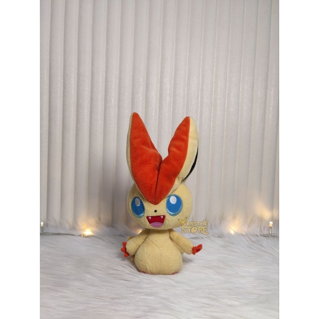 Boneka Pokemon Victini - Takara Tomy