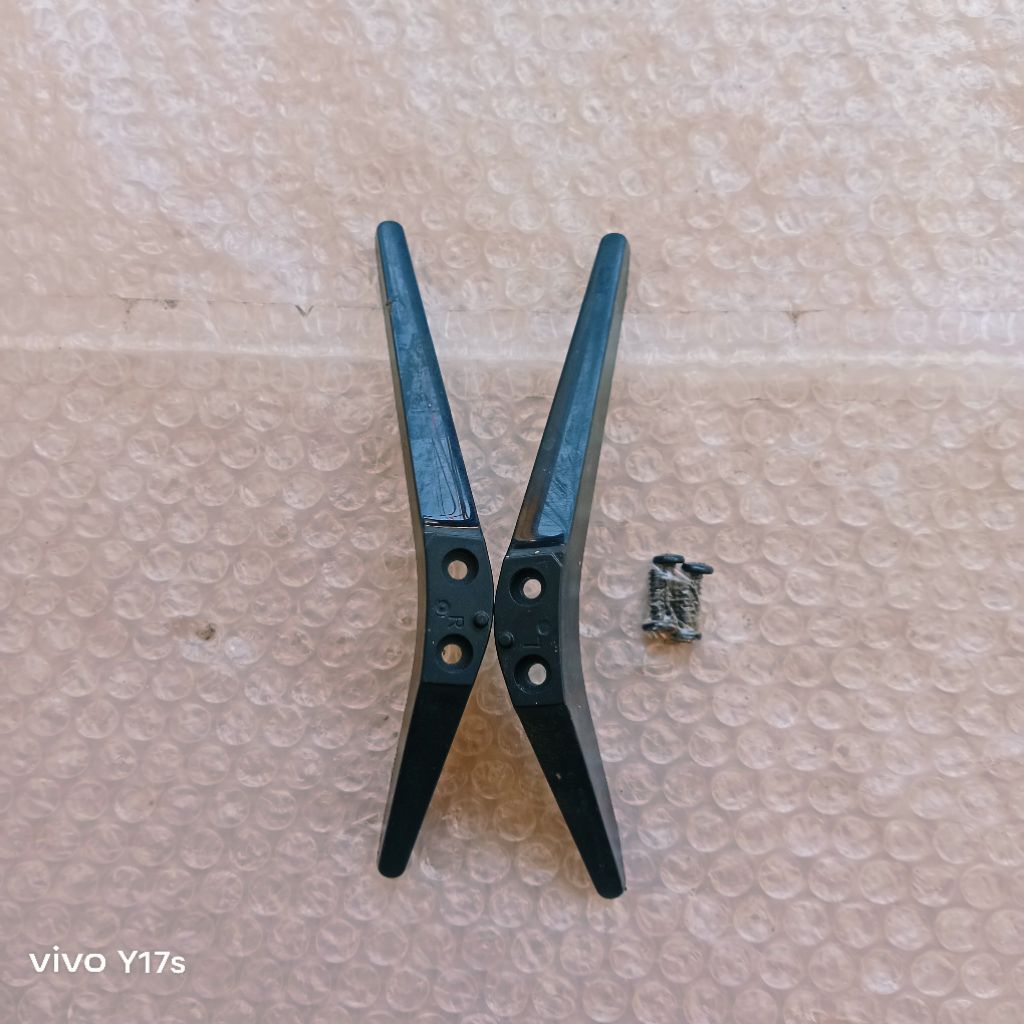 STAND KAKI TV COOCAA 24CDT2000