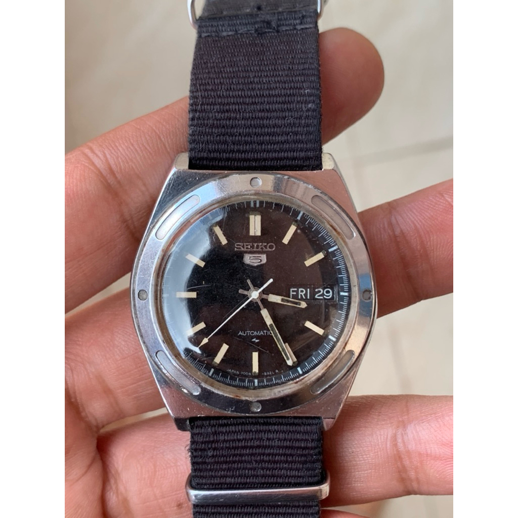 SEIKO 5 VINTAGE BLACK DIAL CAL 7009