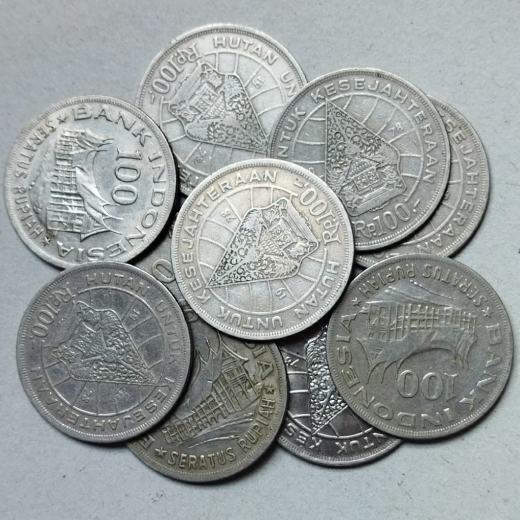 Uang koin 100 Rupiah tahun 1978