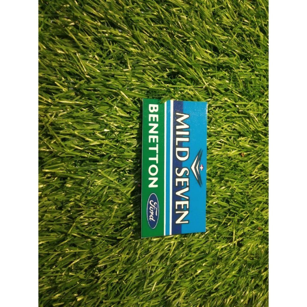 

stiker vinyl benetton