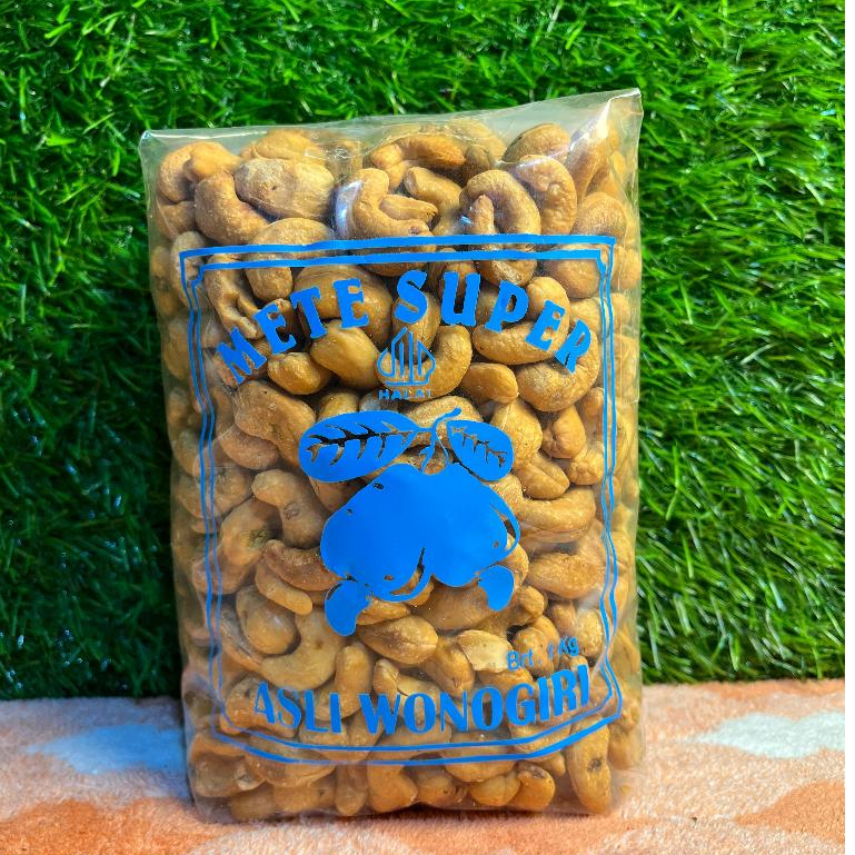 

PROMO VARIAN Kacang Mete Utuh Panggang Mede Oven Matang Mente Goreng Pedas Manis Roasted