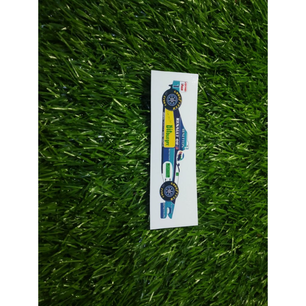 

stiker vinyl benetton