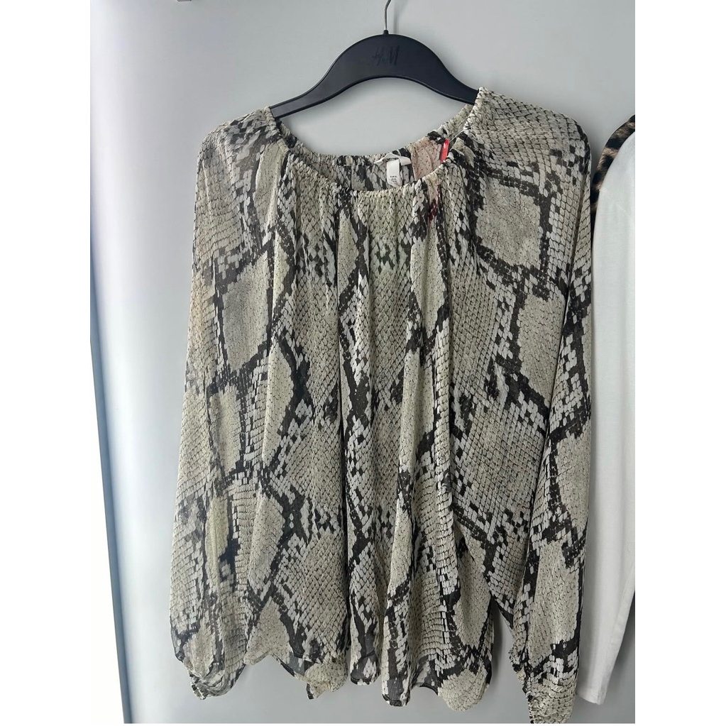 Blouse HM motif ular