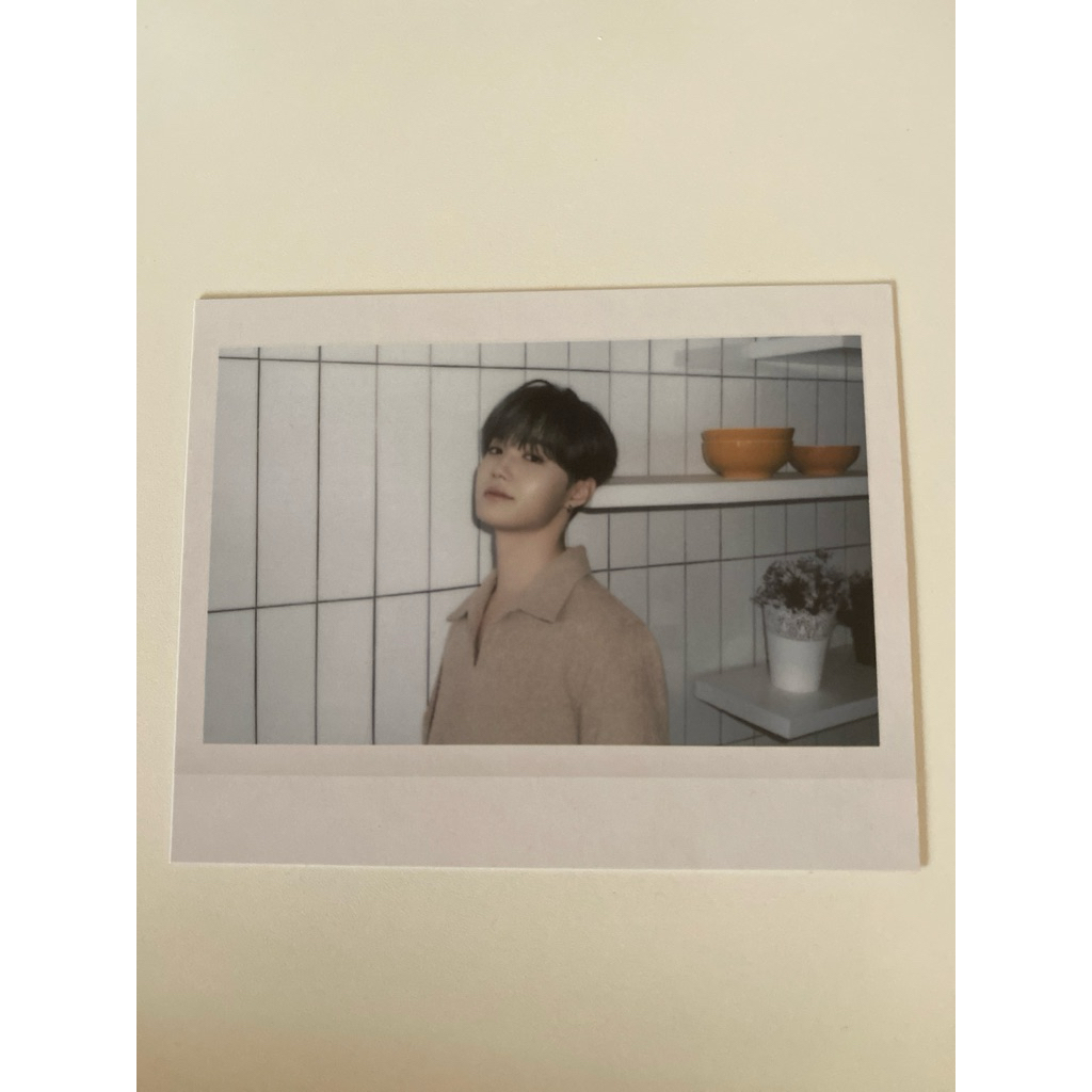 

poscard dan polaroid official