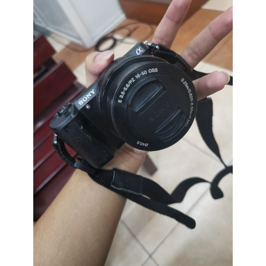 SONY A5100 tahun 2014 Kamera bekas
