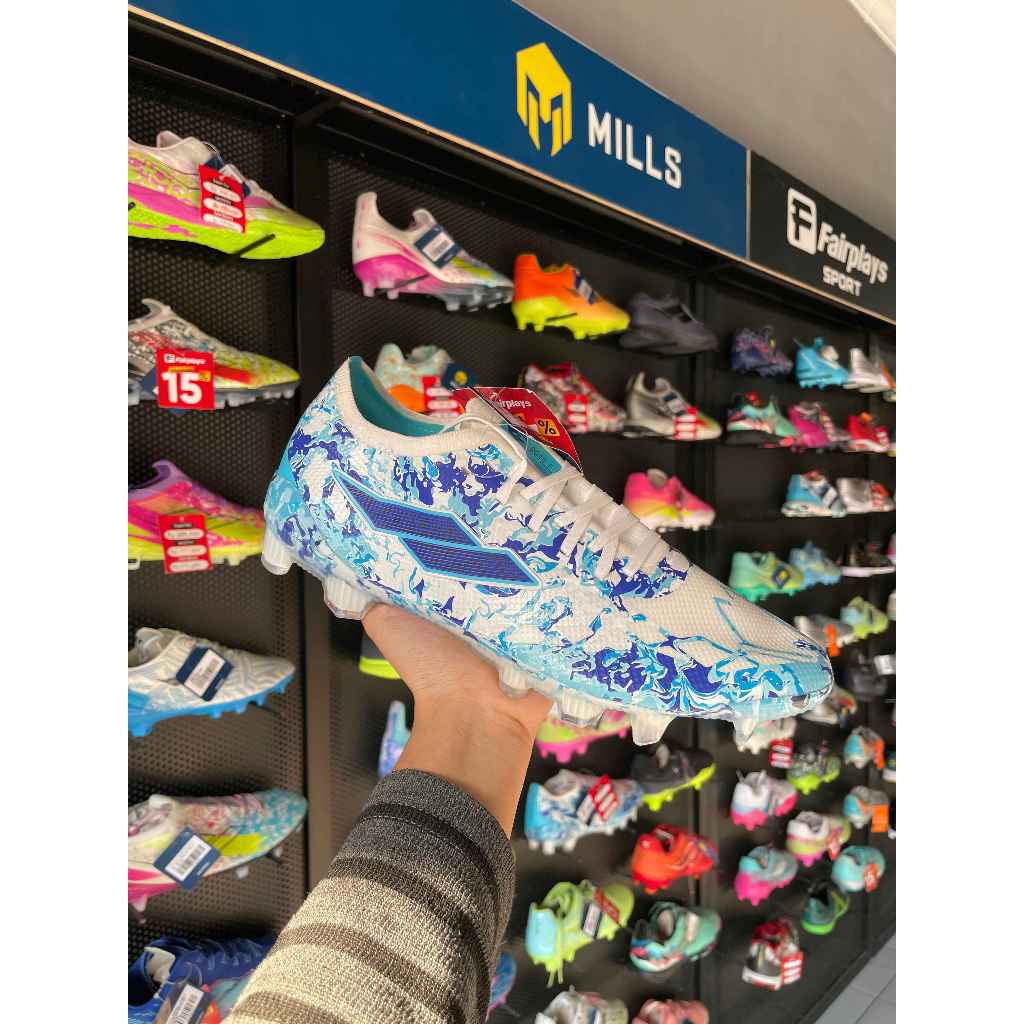 Sepatu Bola Mills Xyclops Kaldera Chrome FG