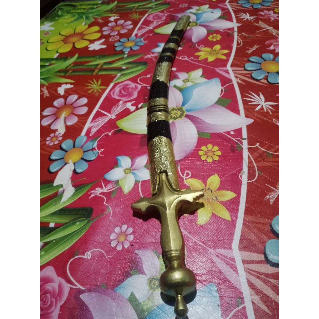 PERLENGKAPAN GAWAI DAYAK IBAN 01