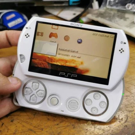 Casing PSP Go 1 set fullset asli mulus original Baru dan baut lengkap