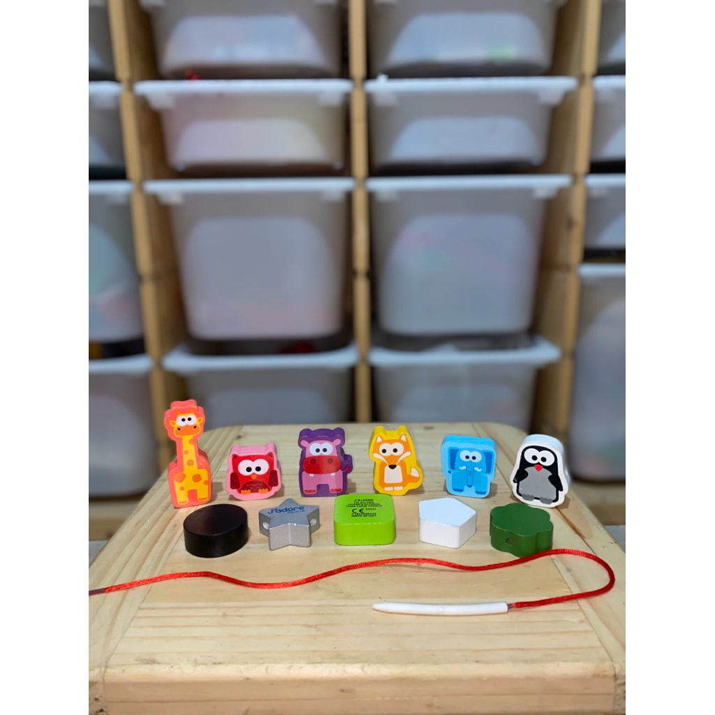 Preloved Original J'adore Paris Nature Wood Toys Lacing Jungle Kingdom Set - Mainan Edukasi Montesso