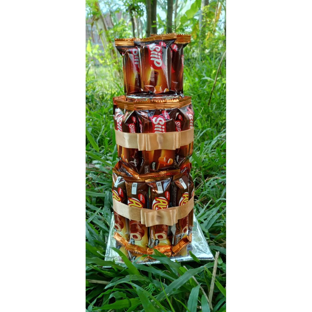 

Snack tower