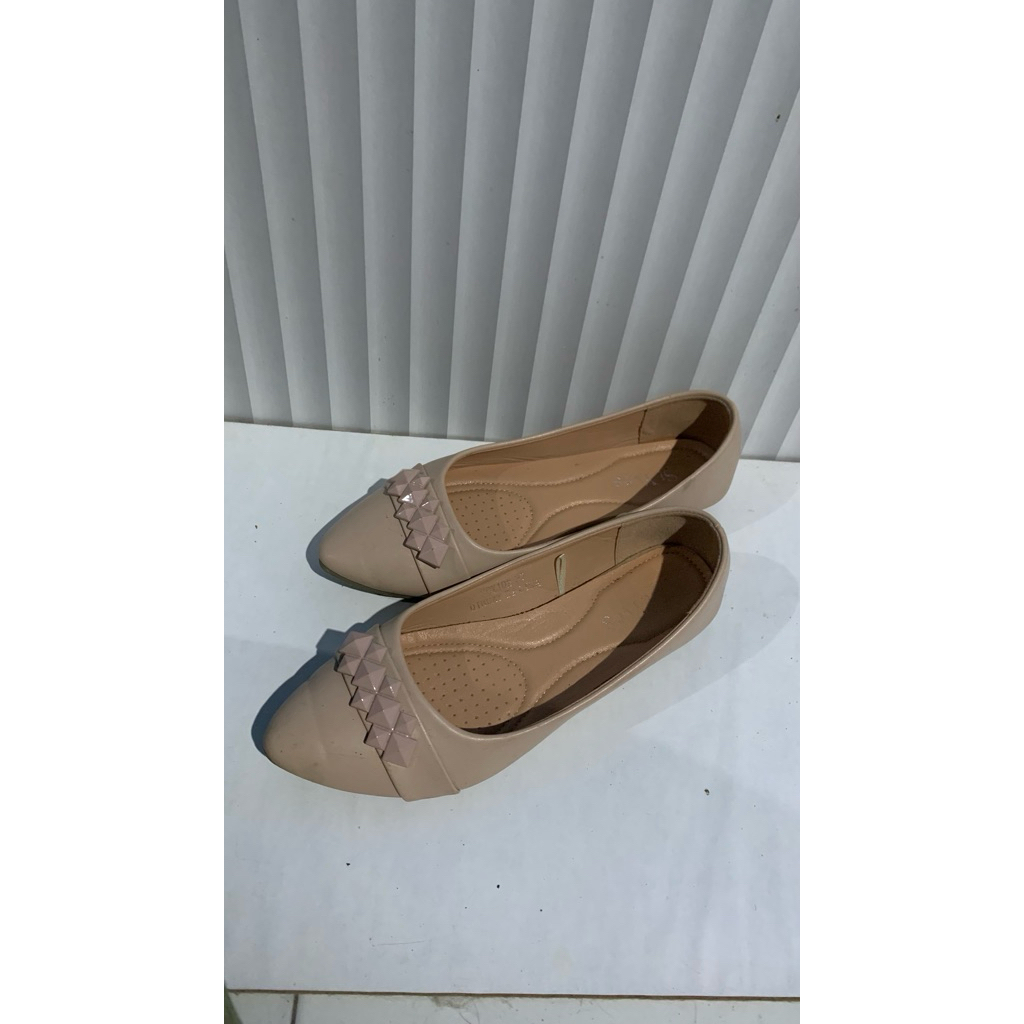 SEPATU ST.YVES PRELOVED