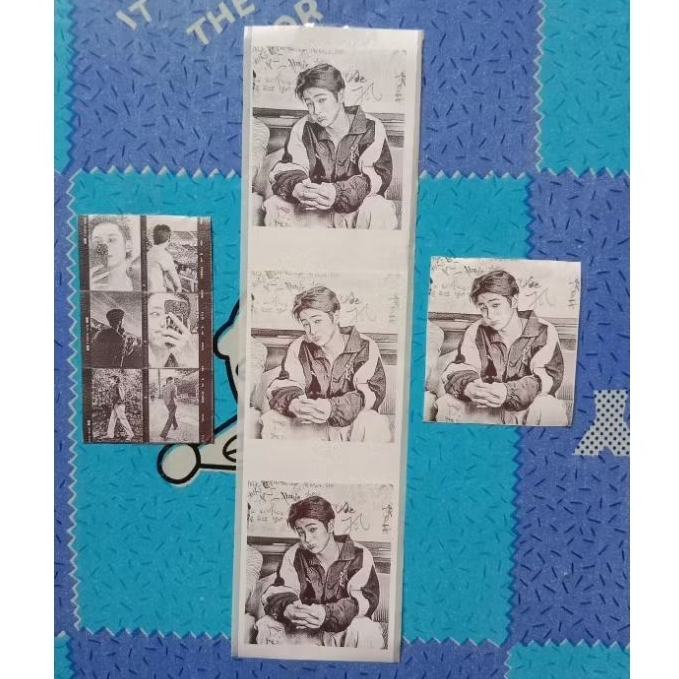 

stiker kpop hitam putih isi 10pcs (BACA DESK)