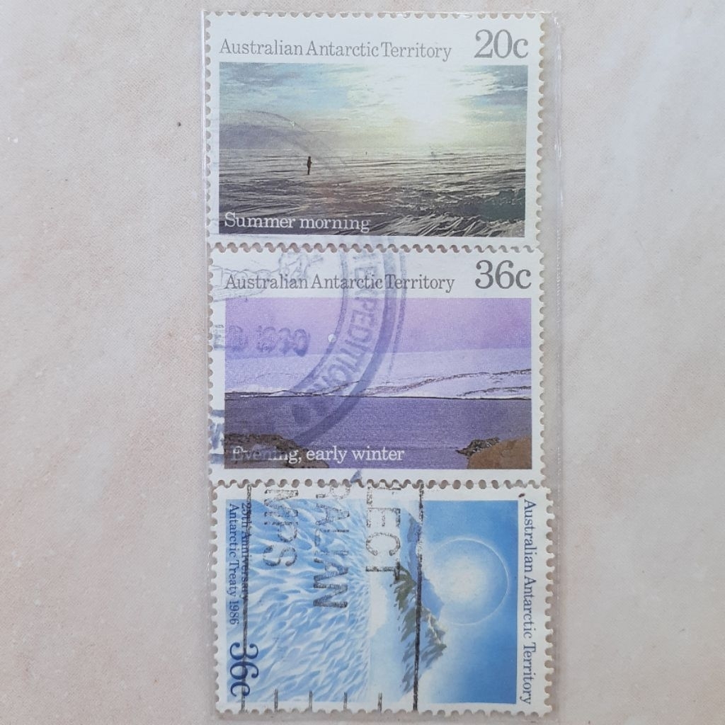 

(A) Perangko Australia Antarctic Scenes 1984-1987 Tahun 1985 set 3pcs