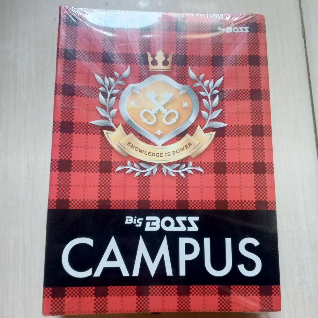 

Big Boss Buku Tulis Campus 50 Lembar 10 Buku dengan Desain Kotak Merah dan Motto Knowledge is Power