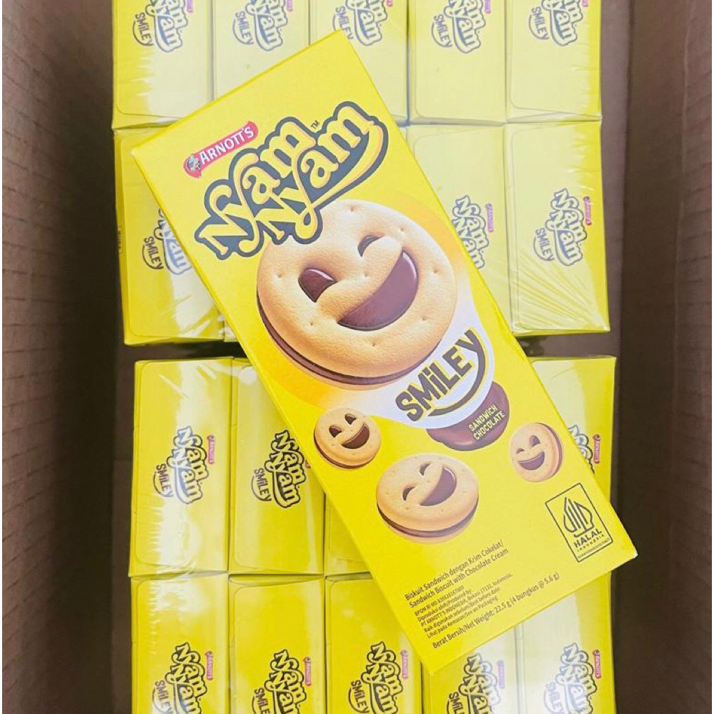 

NYAM NYAM Smiley Sandwich Chocolate 1 Pack ( 22,5 gr x 10 pcs )