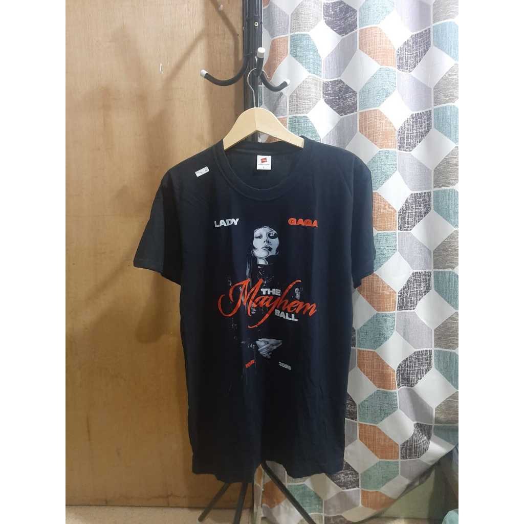 Lady Gaga Tour 2025 -Kaos Katun Live Tour 2025 Lady Gaga Warna Hitam Unisex