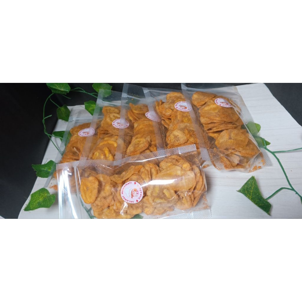 kripik pisang pedas manis