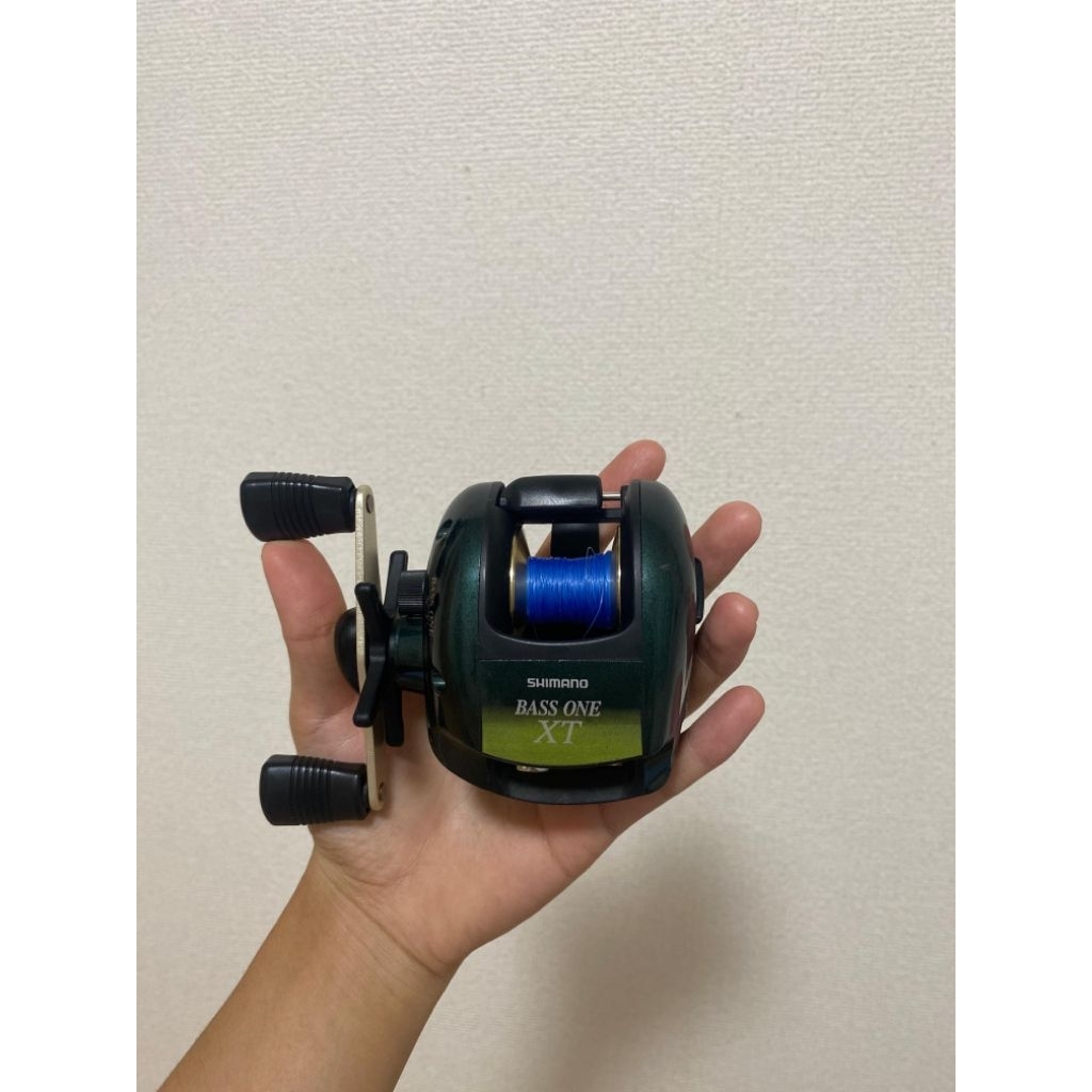 (second) Reel Shimano Bass One XT RH2802 Limited Edition