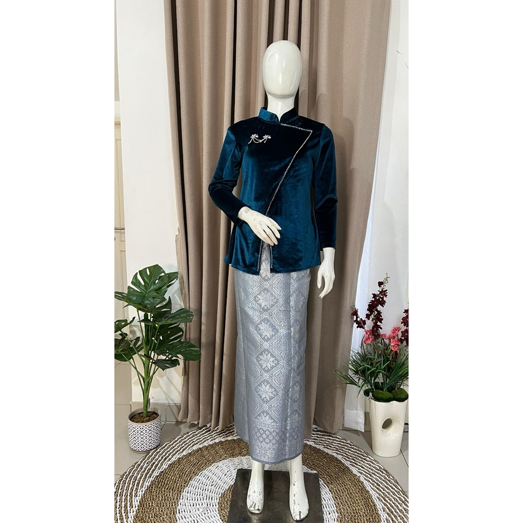 KEBAYA JANGGAN BLUDRU KEBAYA WISUDA KEBAYA LAMARAN KEBAYA NIKAHAN SERAGAM KELUARGA