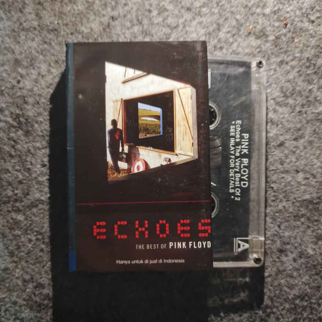 Kaset Pink Floyd Album Echos Original
