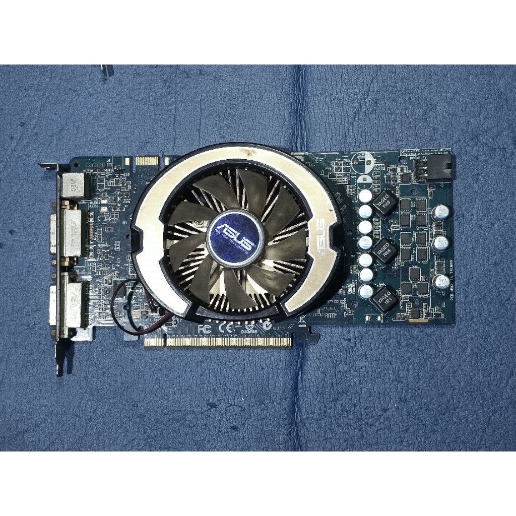 VGA card Nvidia 512 mb DDR3 256 bit normal