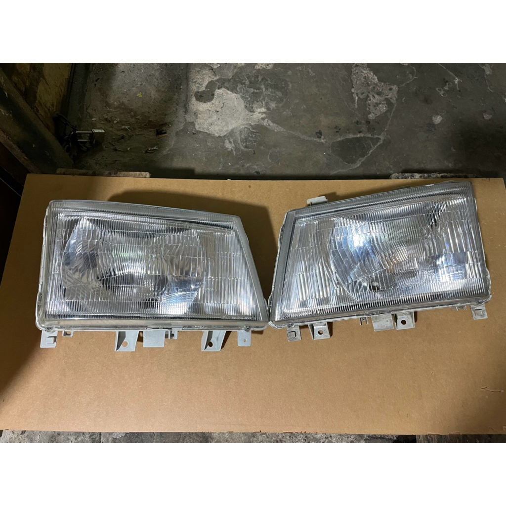 headlamp lampu depan mitsubishi canter original