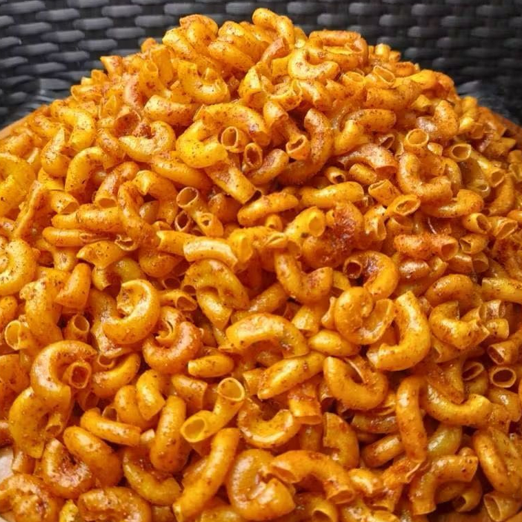 

MAKARONI KRIUK 200 GRAM / MAKARONI SI TILEUNG/PUSAT CEMILAN PEDAS