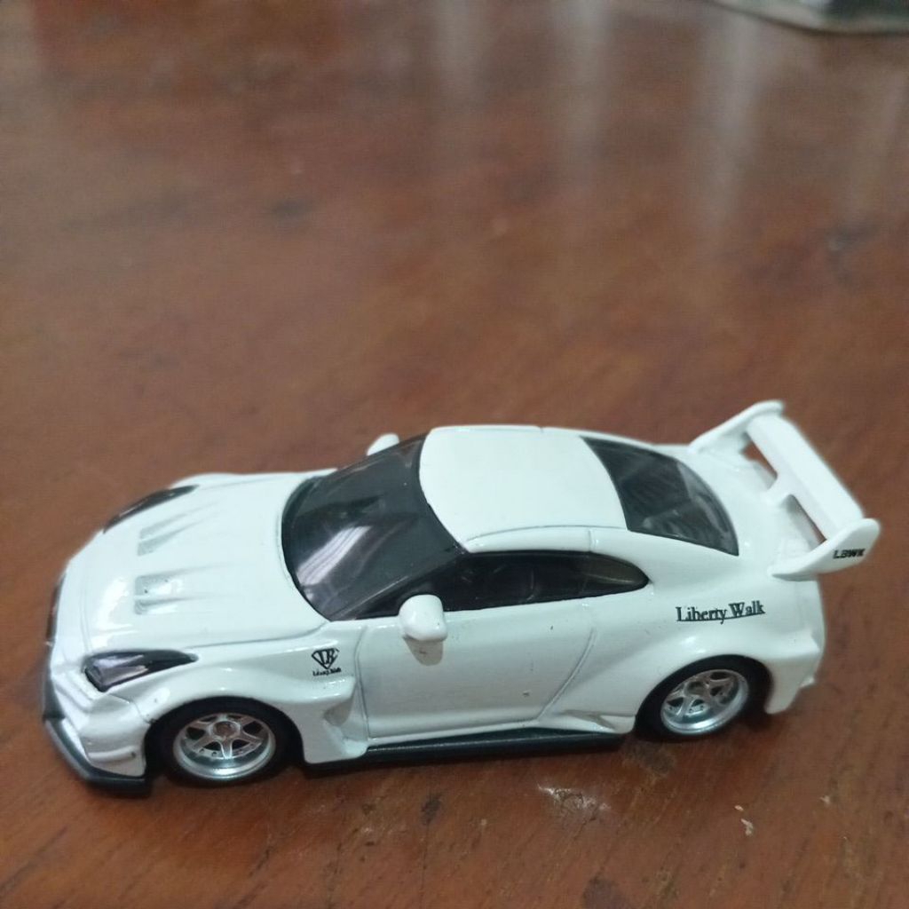Hot Wheels LB SILHOUETTE WORKS GT. NISSAN 35 GT RR