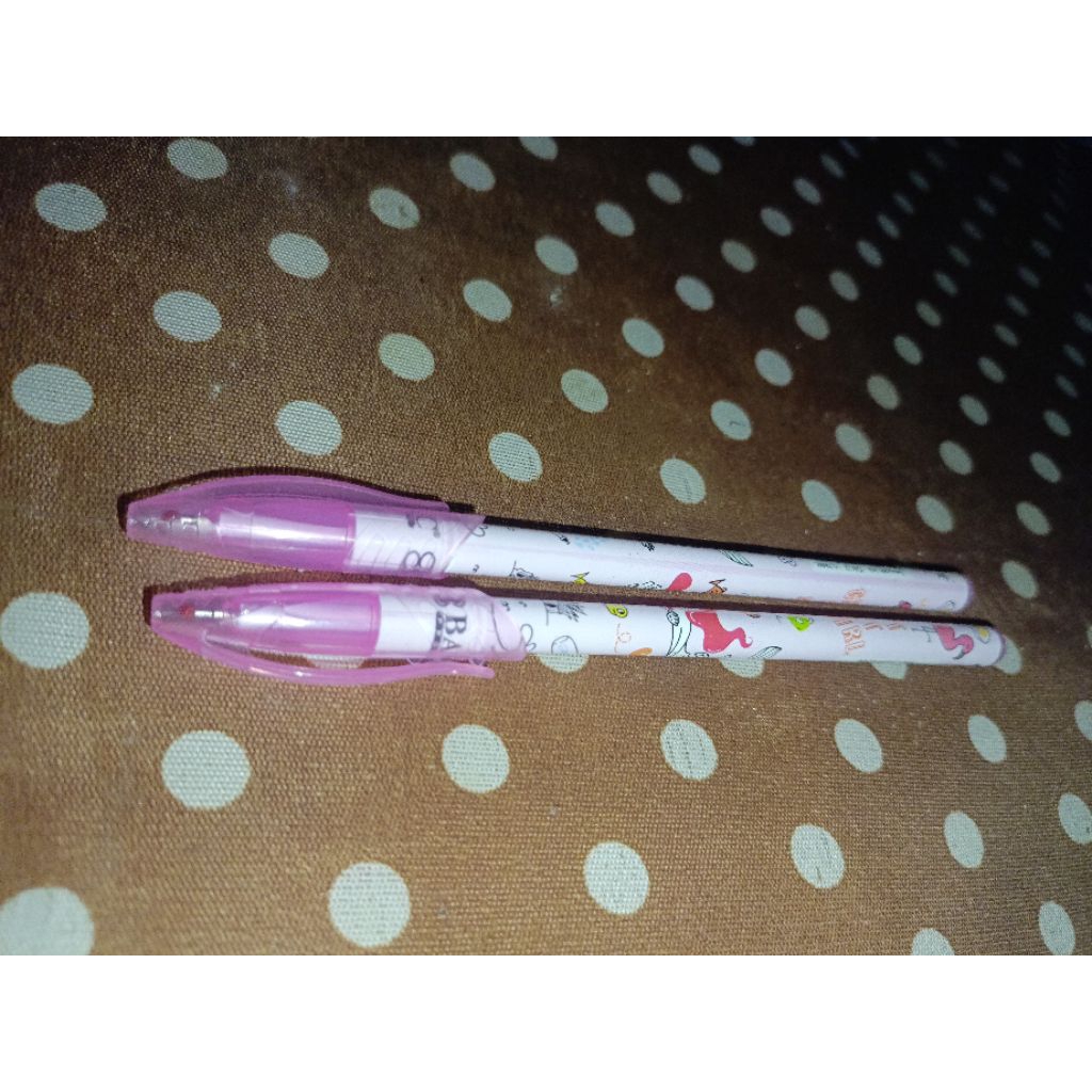 

Bolpoin Cantik Motif Kartun Warna Pastel | Pulpen Lucu Murah Meriah ATK Sekolah