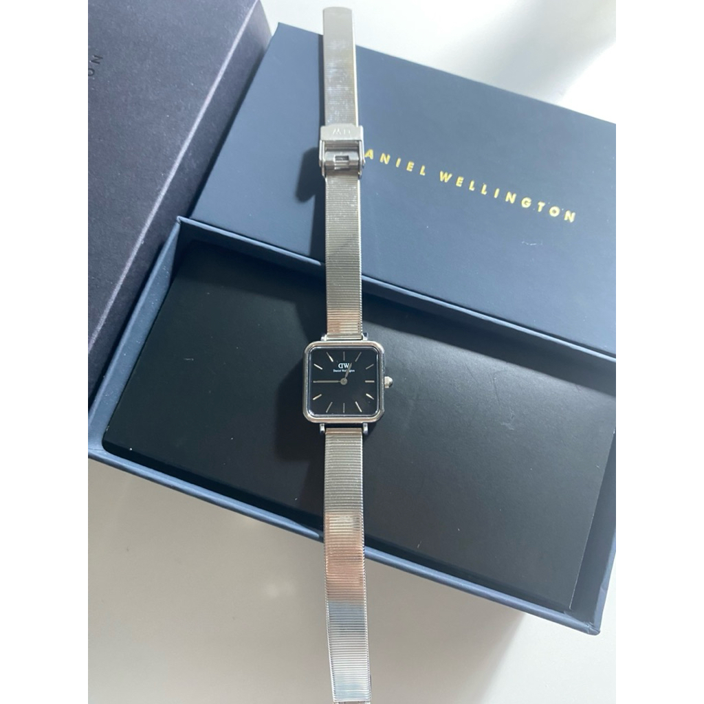 Preloved Jam Tangan Daniel Wellington Quadro