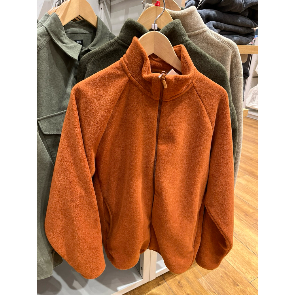 UNIQLO JACKET FLEECE RESLETING