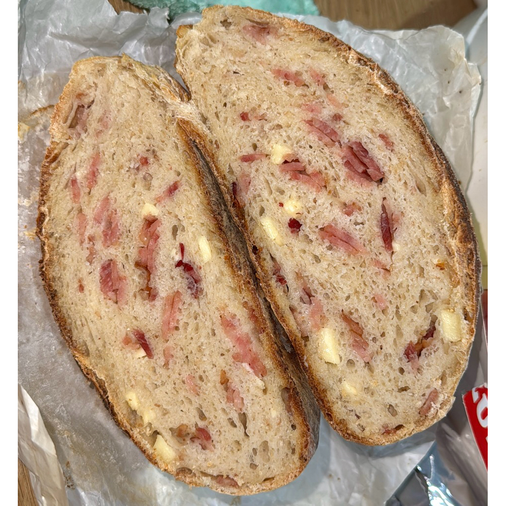 

Bacon cheese rustic Sourdough