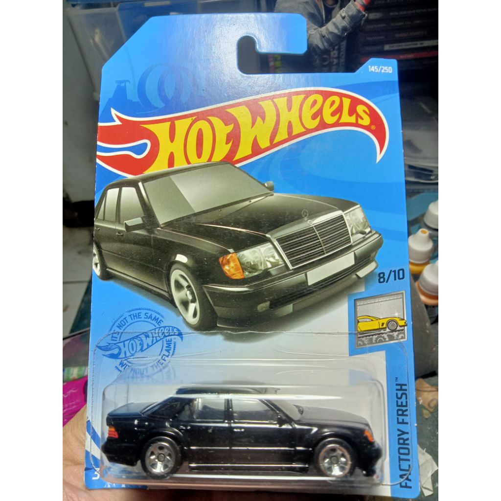 Hot Wheels Mercedes Benz 500 E Hitam Black