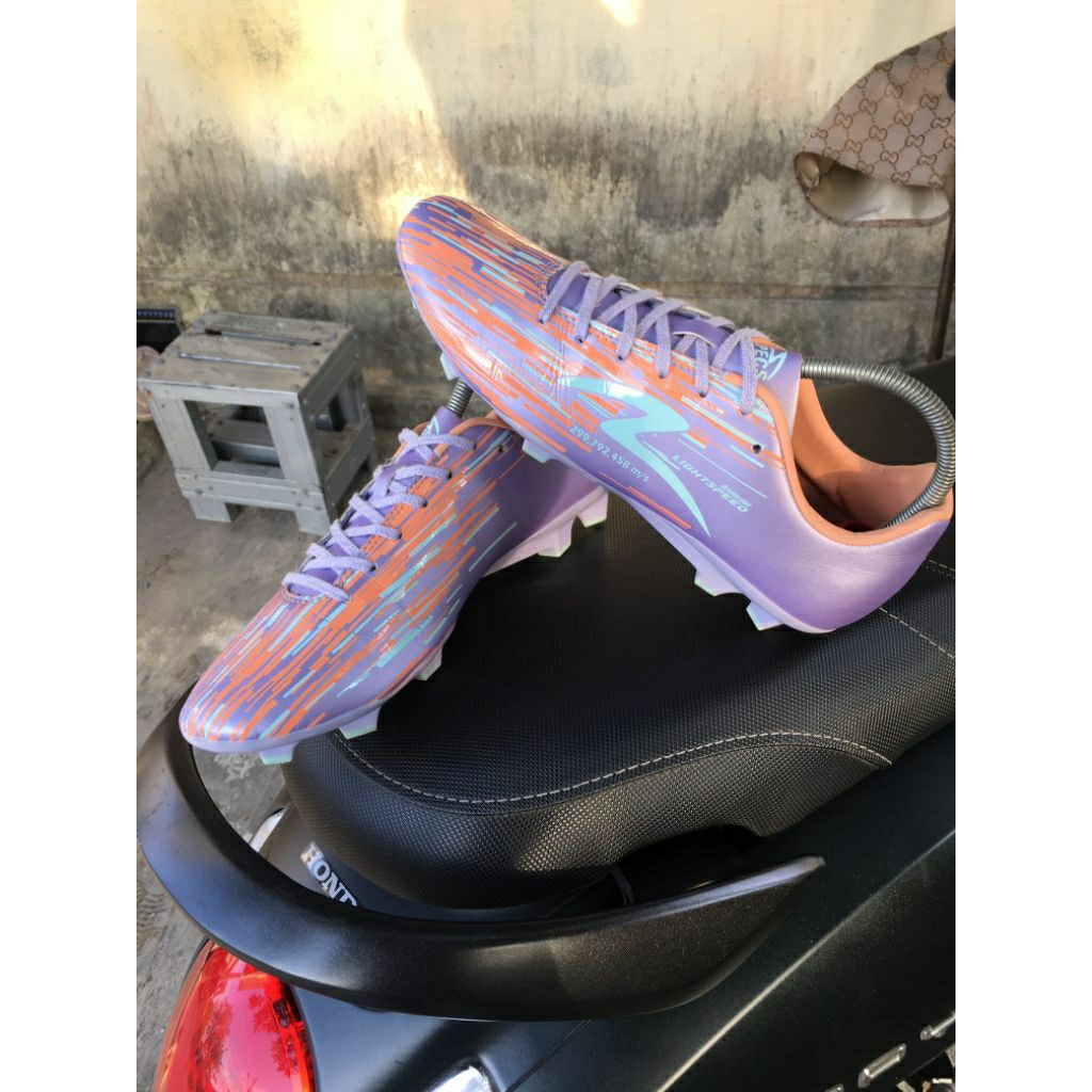Sepatu Bola LS Reborn moonraker