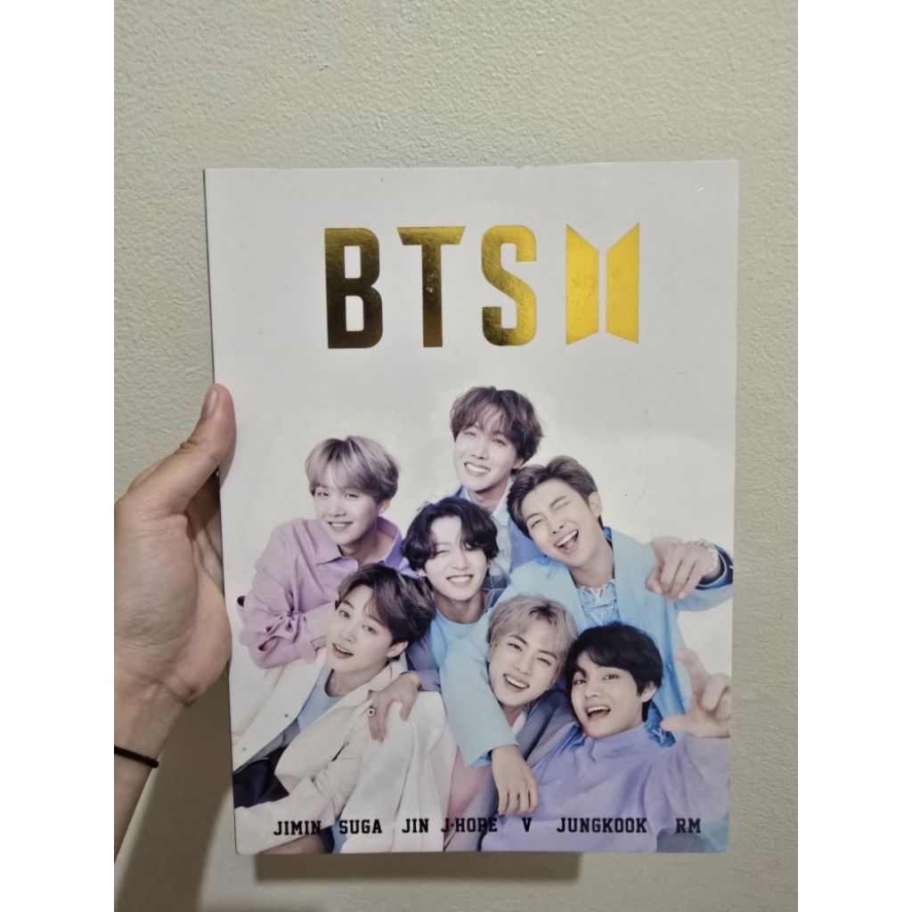 PRELOVED BUKU FOTO MEMBER BTS & EXO