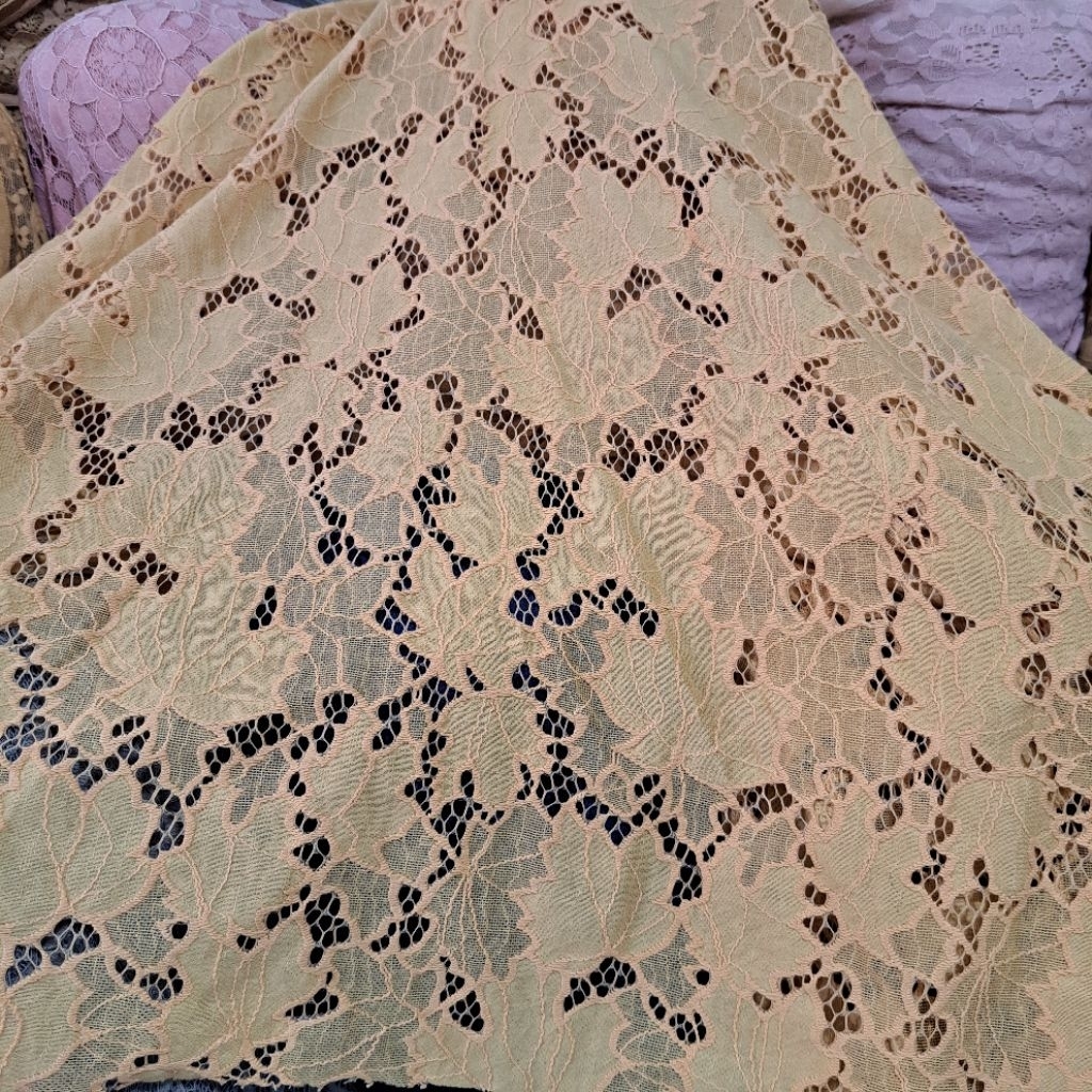 kain brokat semi prada - kain brukat katun - kain brokat premium - kain brokat semi prada