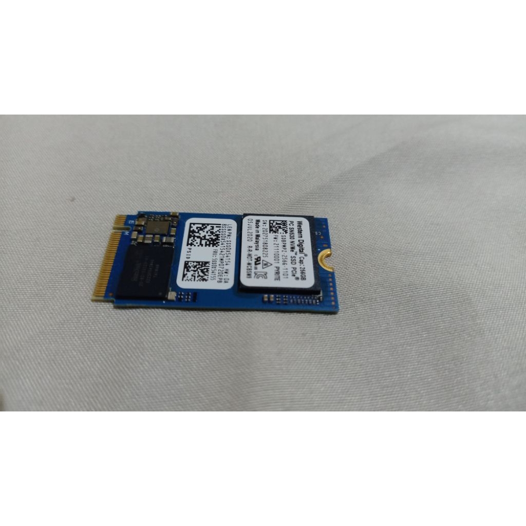SSD WD 256gb NVME Pendek Type 2242