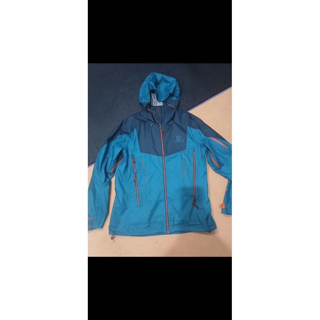 jaket Salomon bekas minus