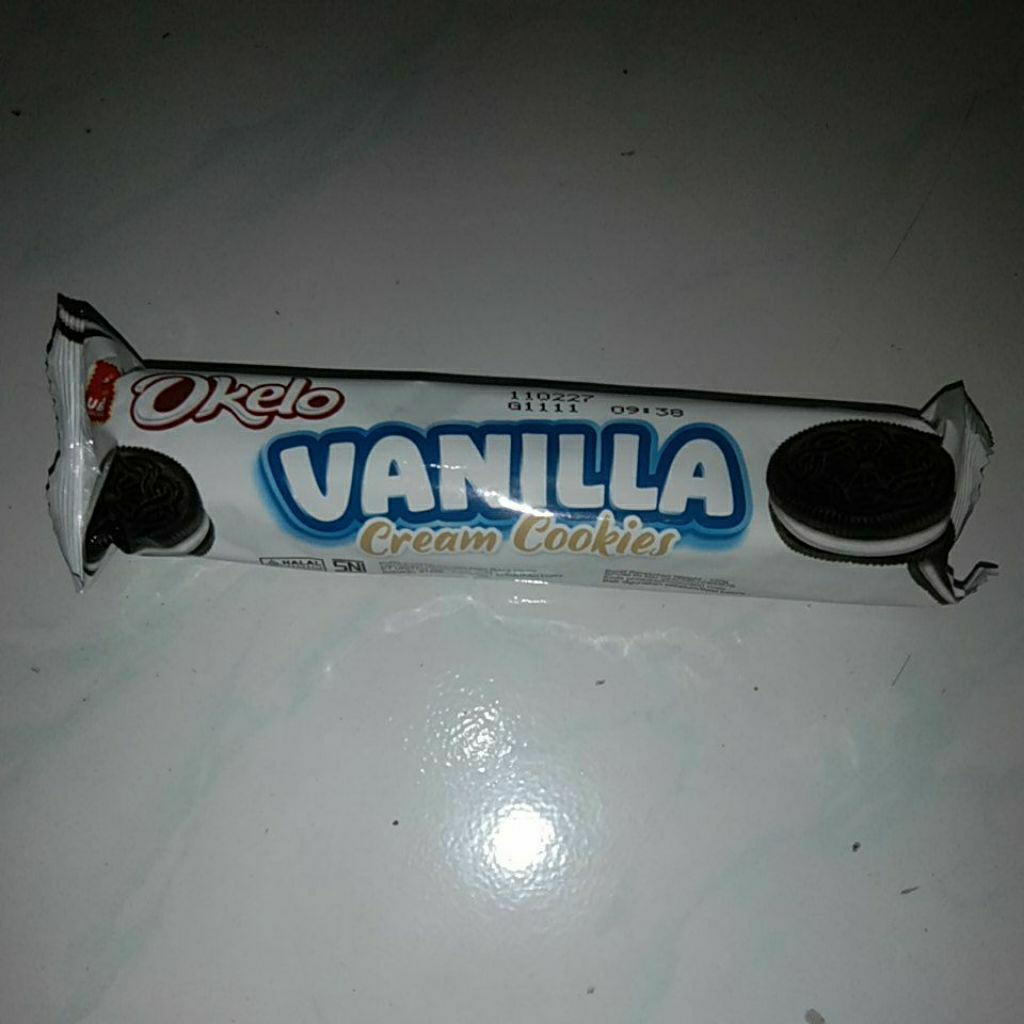 

Biscuit UBM OKELO Biskuit Coklat dengan Krim Vanilla bukan oreo 120 gram