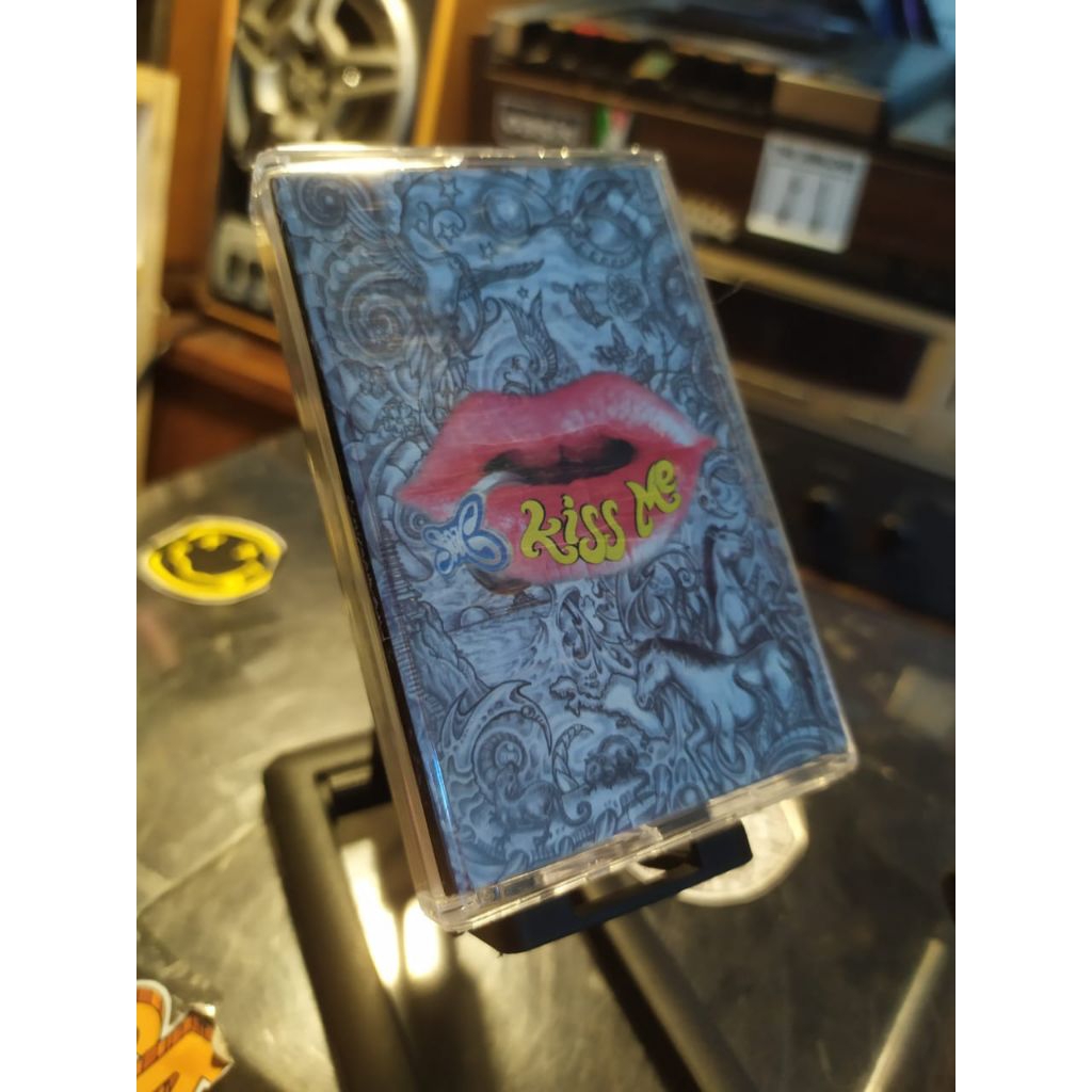 KASET PITA SLANK ALBUM KISS ME