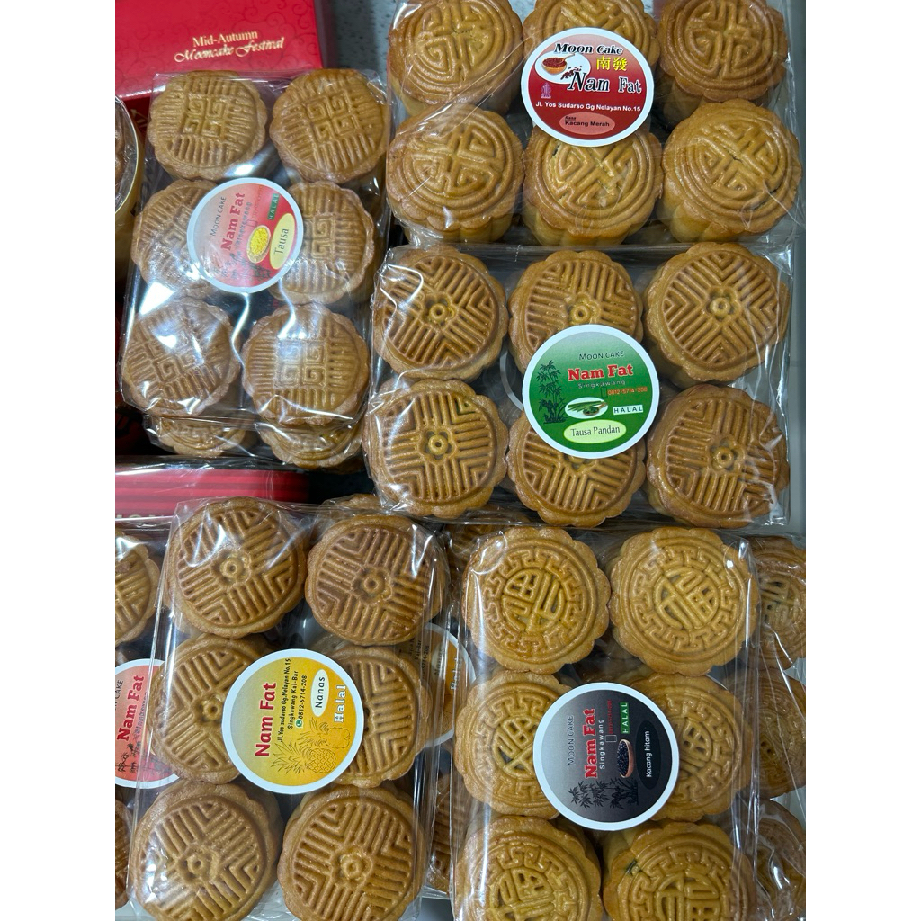 

Pia 4pcs 4 Pilihan Nam Fat Homemade / Nanas / Pineapple / Kue Kering Enak Halal