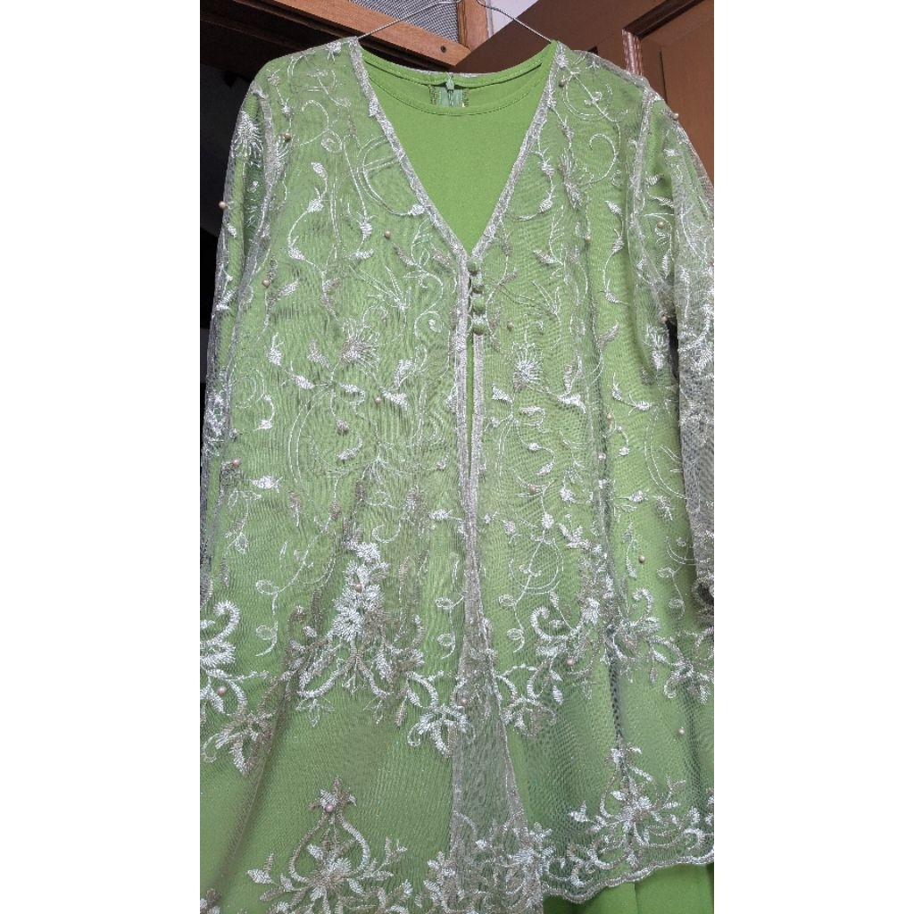 Gamis busana muslim baju pesta bahan licin luaran tile JAHITAN MOSCHIC gaun pesta kebaya