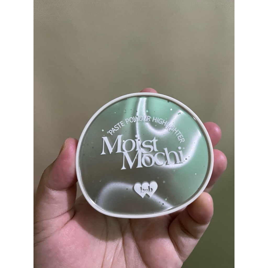 preloved BNB Barenbliss Moist Mochi Paste Powder Highlighter