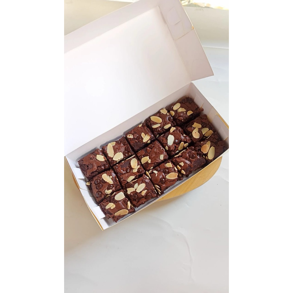 

brownies fudgy original size 20x10cm