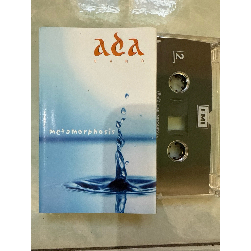 kaset ada band metamorphosis
