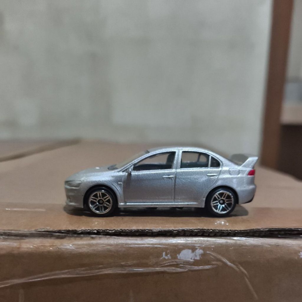 Realtoy 1/64 Mitsubishi Lancer Evolution X Silver